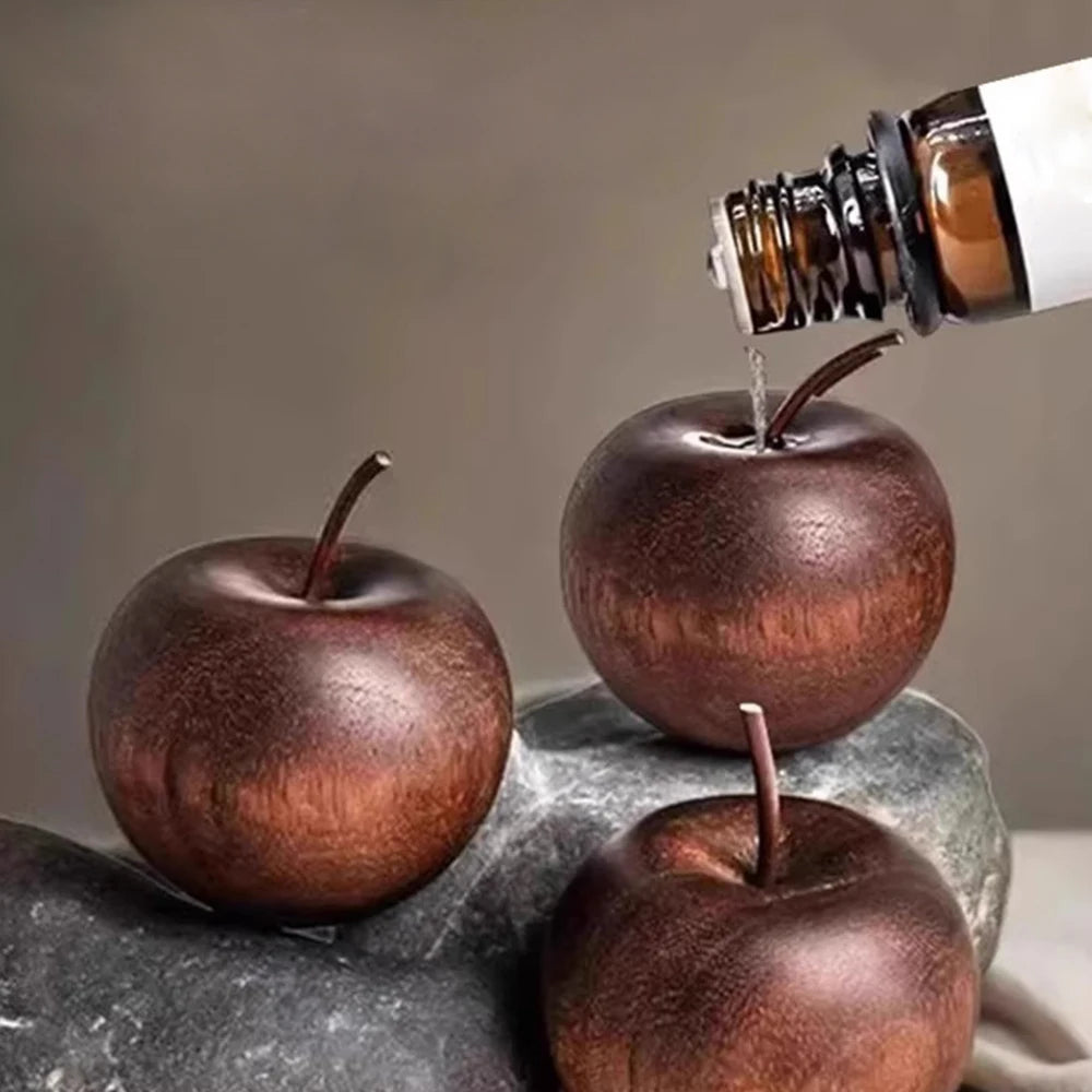 Minimalist Wood Scent Ornament